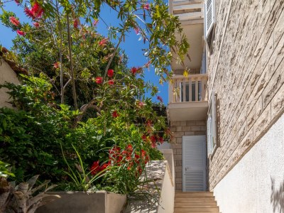 Apartment Two bedroom apartment with terrace and sea view Puntinak, Brač A-718-d - Outdoor photo 12