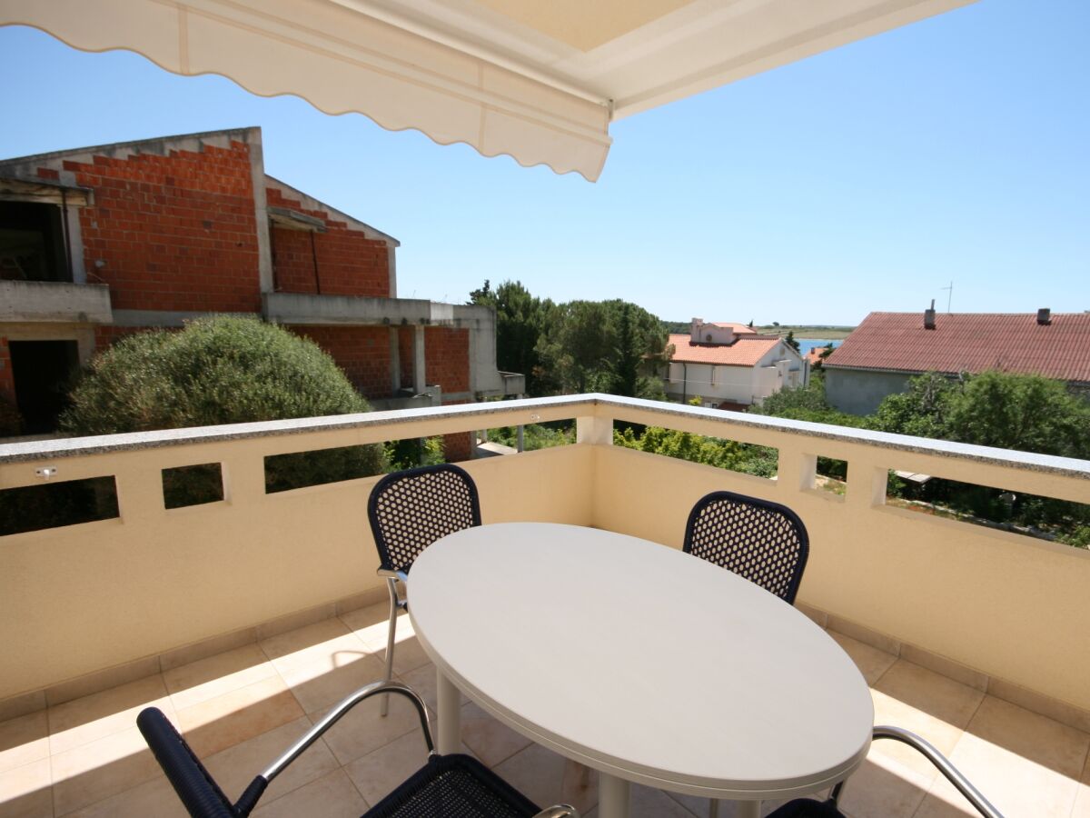 Apartment Two bedroom apartment with terrace Novalja, Pag A-3294-a