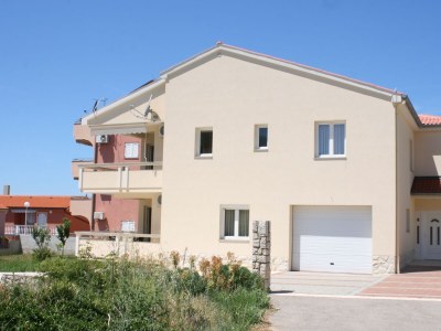 Apartment Two bedroom apartment with terrace Novalja, Pag A-3294-a - Outdoor photo 4