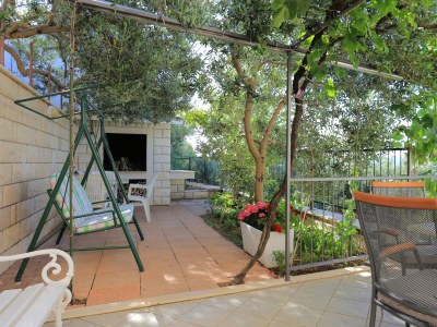 Apartment Two bedroom apartment with terrace and sea view Duće, Omiš A-2737-a - Outdoor photo 9