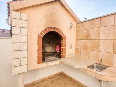 Apartment Two bedroom apartment with balcony and sea view Rogoznica A-2895-b - Outdoor photo 9