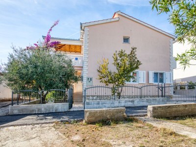 Apartment Two bedroom apartment with balcony and sea view Rogoznica A-2895-c - Outdoor photo 5