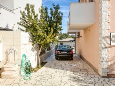 Apartment Two bedroom apartment with balcony and sea view Rogoznica A-2895-c - Outdoor photo 14