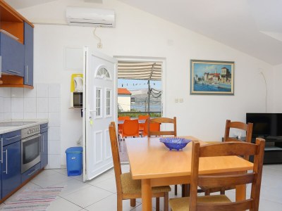 Apartment Two bedroom apartment with terrace and sea view Arbanija, Čiovo A-4320-a - Outdoor photo 15