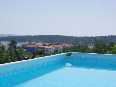 Apartment One bedroom apartment with balcony and sea view Barbat, Rab A-4988-a in Rab - Apartment