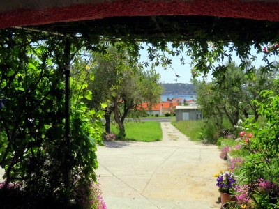 Apartment One bedroom apartment with terrace and sea view Barbat, Rab A-4988-b - Outdoor photo 9