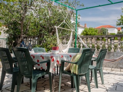 Apartment Three bedroom apartment with terrace Palit, Rab A-4990-a - Outdoor photo 5