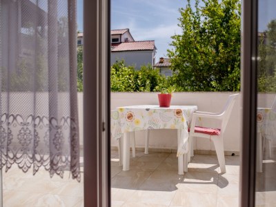 Apartment Three bedroom apartment with terrace Palit, Rab A-4990-a - Outdoor photo 47