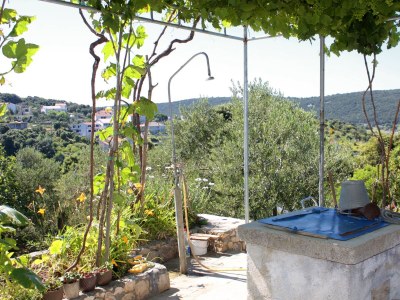 Apartment Two bedroom apartment with terrace and sea view Kampor, Rab A-5032-b - Outdoor photo 8