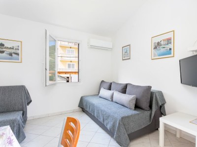 Apartment One bedroom apartment with balcony and sea view Slatine, Čiovo A-6000-b - Outdoor photo 29