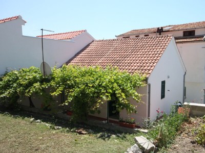 Apartment One bedroom apartment near beach Zaostrog, Makarska A-6659-b in Zaostrog - Apartment