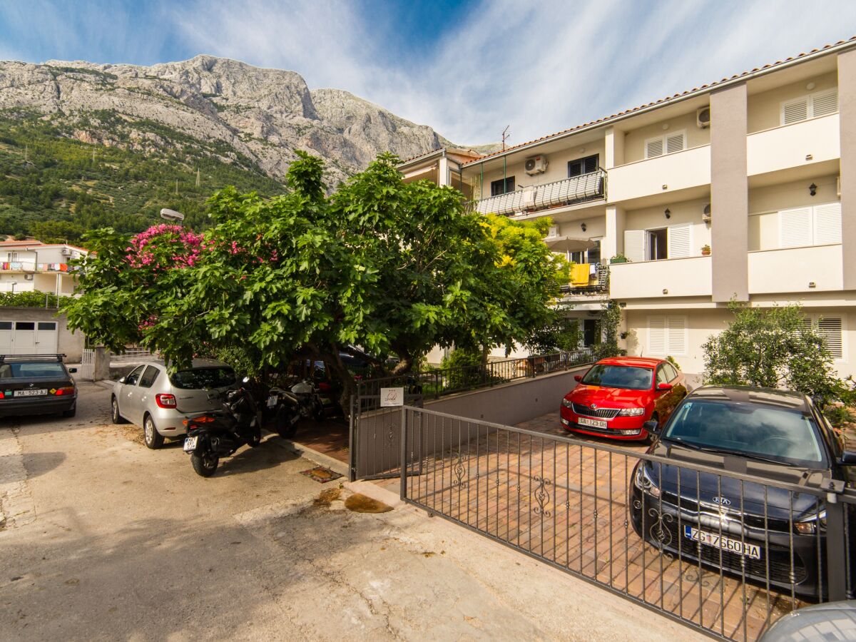 Apartment One bedroom apartment with terrace Baška Voda, Makarska A-6707-b