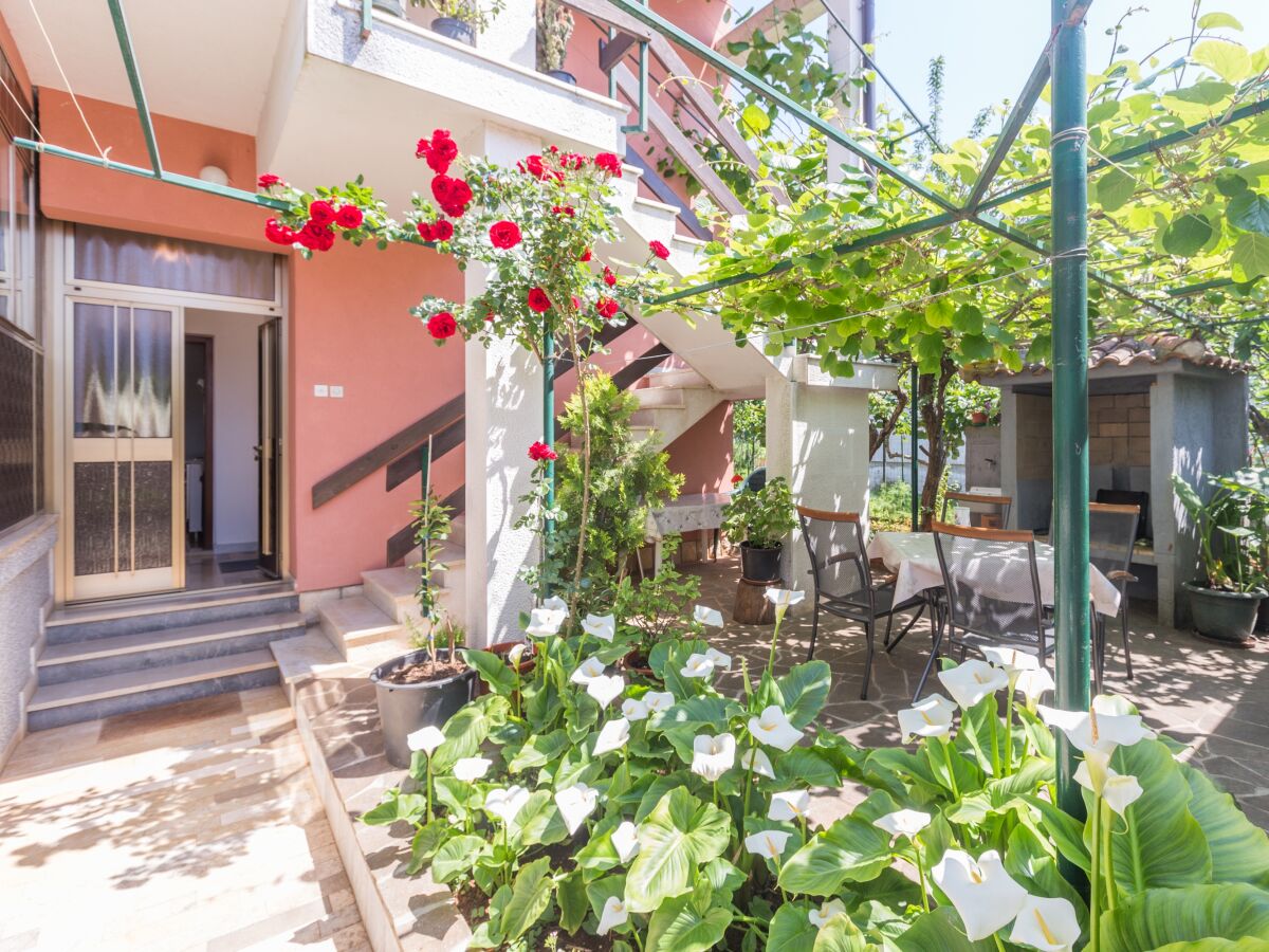 Apartment Two bedroom apartment with terrace Umag A-7063-a
