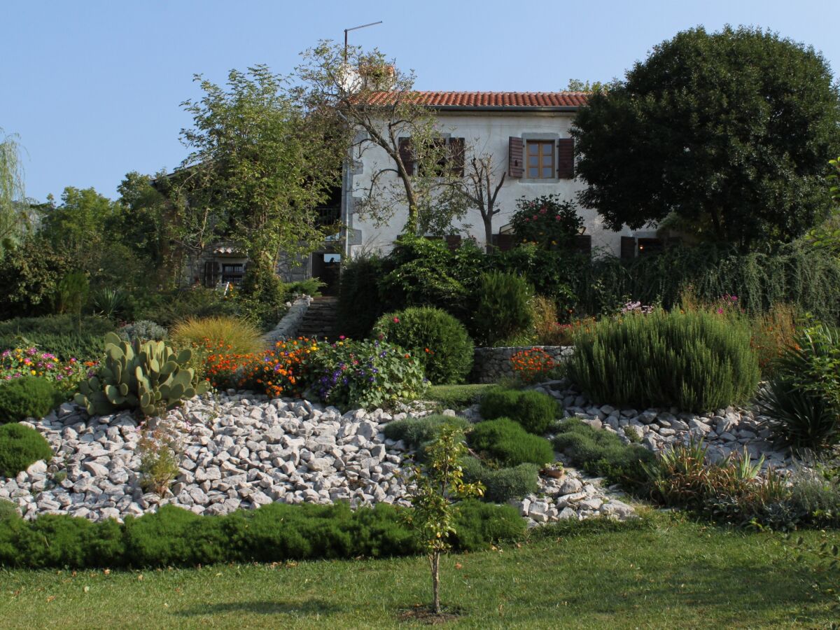 Holiday house Two bedroom house with terrace Rim, Central Istria - Središnja Istra K-7070