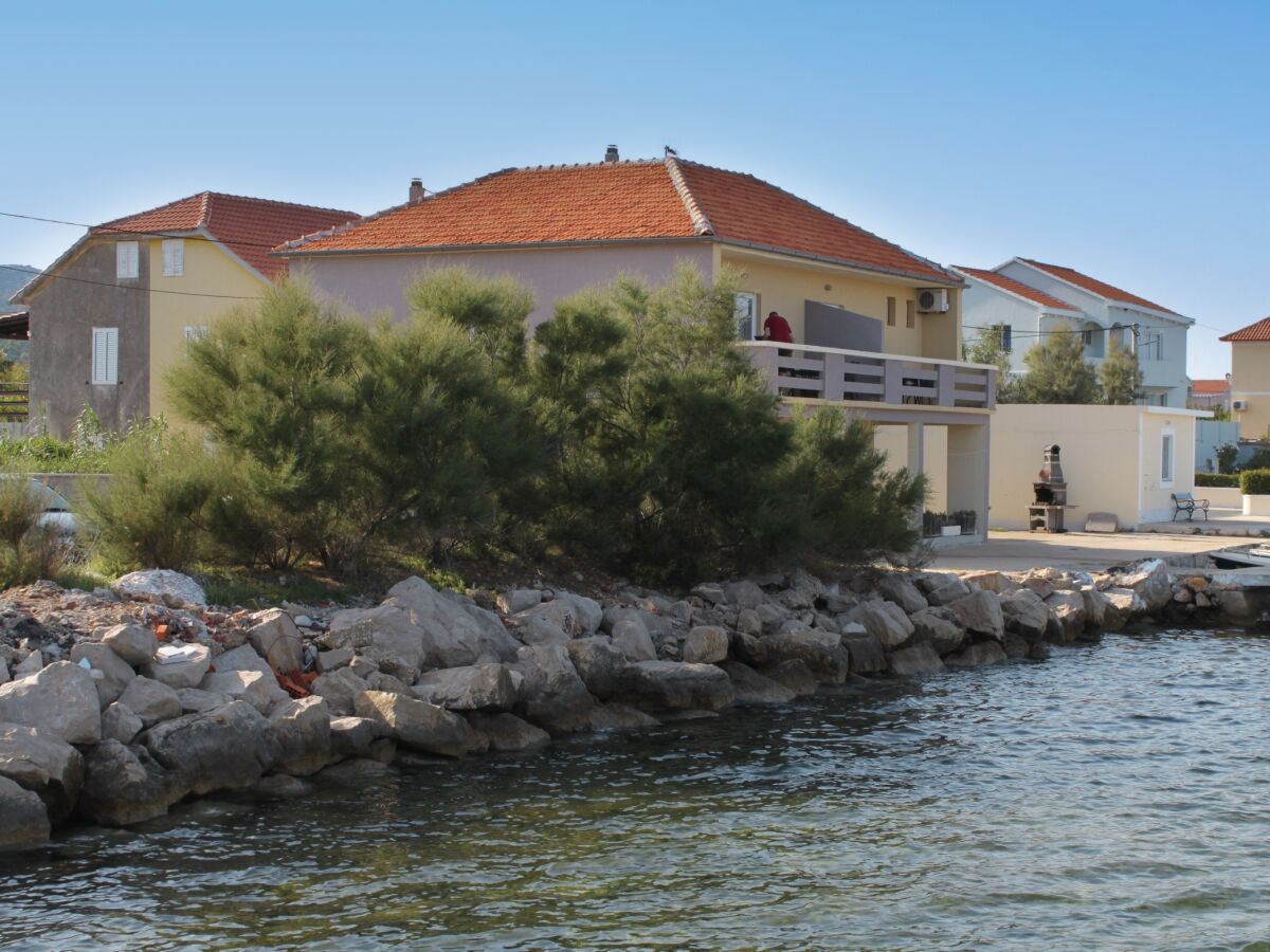 Apartment Two bedroom apartment with terrace and sea view Neviđane, Pašman A-8453-a - Outdoor photo 2