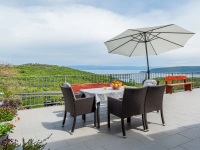 Apartment Two bedroom apartment with terrace and sea view Brseč, Opatija A-7796-b in Brseč - Apartment