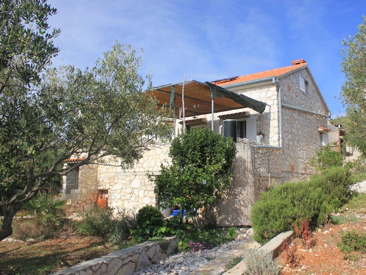 Holiday house Three bedroom house near beach Cove Vitane, Pašman K-8483