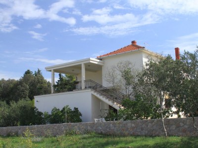 Apartment One bedroom apartment with terrace Ugljan A-8493-b - Outdoor photo 2