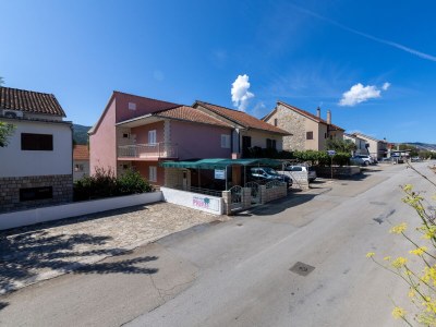 Apartment Studio flat with terrace Stari Grad, Hvar AS-8726-d in Stari Grad - Apartment