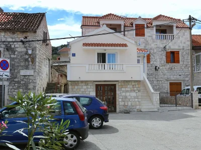 Apartment One bedroom apartment with terrace Marina, Trogir A-10327-a in Marina - Apartment