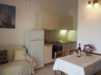 Apartment One bedroom apartment with balcony and sea view Sevid, Trogir A-11505-a - Outdoor photo 13