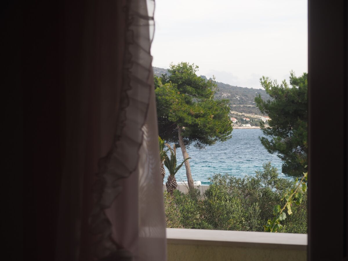 Apartment One bedroom apartment with terrace and sea view Sevid, Trogir A-11505-b
