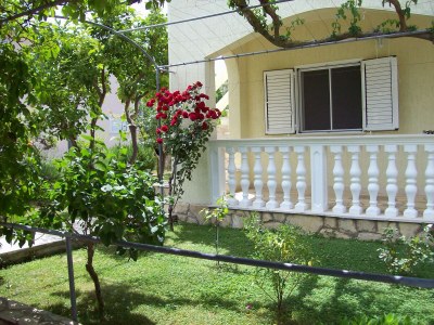 Apartment One bedroom apartment with terrace and sea view Sevid, Trogir A-11505-b - Outdoor photo 7