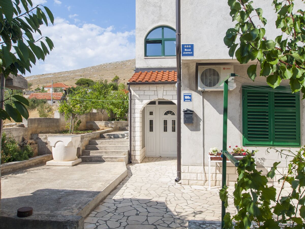 Apartment Two bedroom apartment with terrace and sea view Grebaštica, Šibenik A-11572-b - Outdoor photo 5