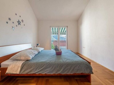 Apartment Two bedroom apartment with terrace and sea view Grebaštica, Šibenik A-11572-b in Sibenik - Apartment