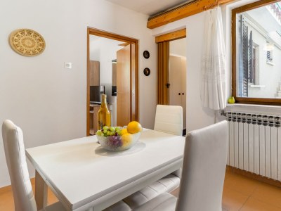 Apartment Two bedroom apartment with terrace Mali Lošinj, Lošinj A-12551-a - Outdoor photo 10