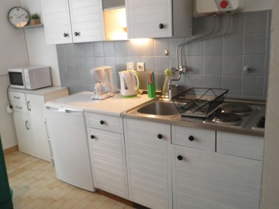 Apartment Two bedroom apartment with terrace and sea view Supetarska Draga - Donja, Rab A-15423-a - Outdoor photo 10