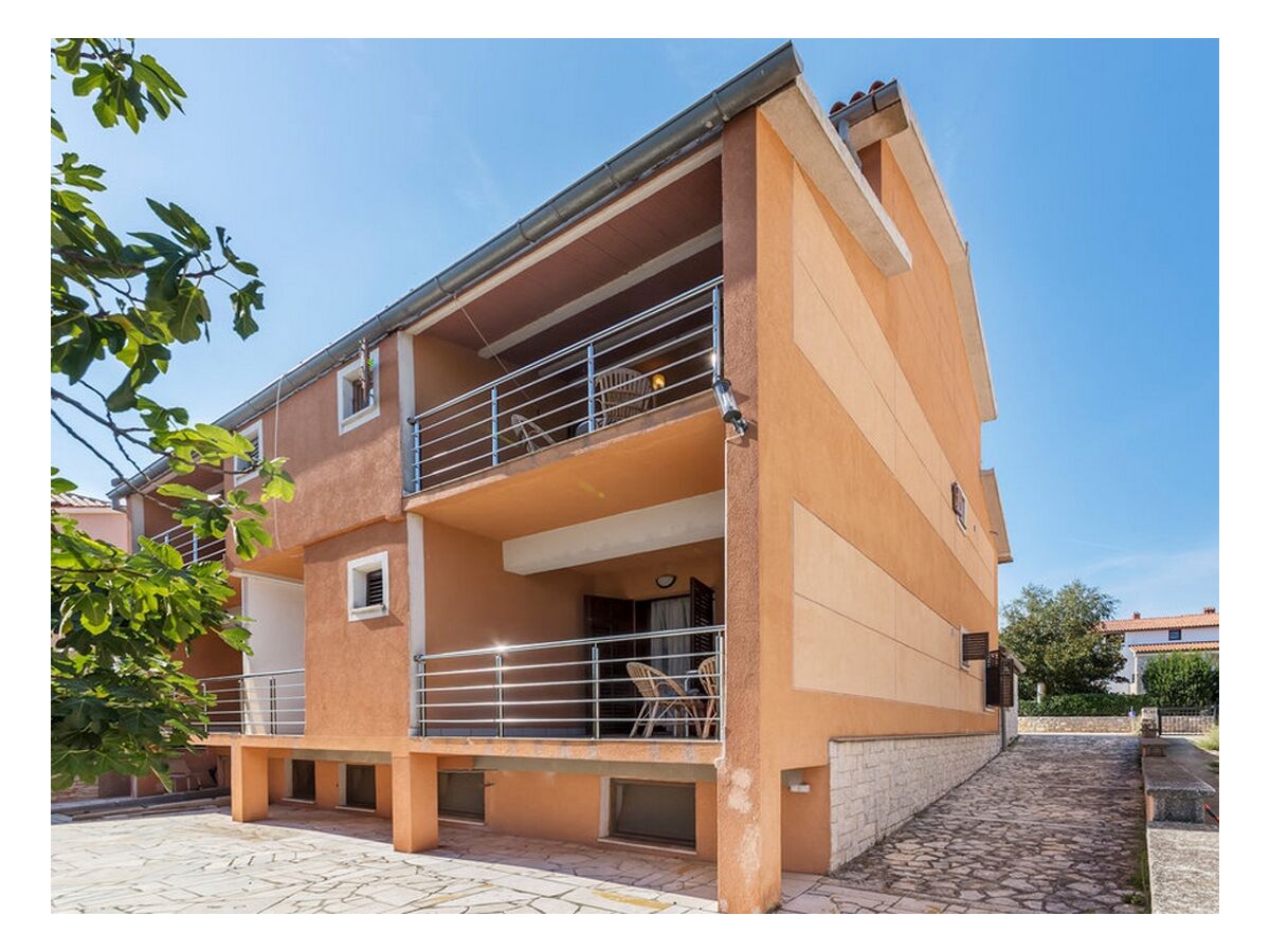 Apartment One bedroom apartment with balcony Fažana A-13742-c - Outdoor photo 2