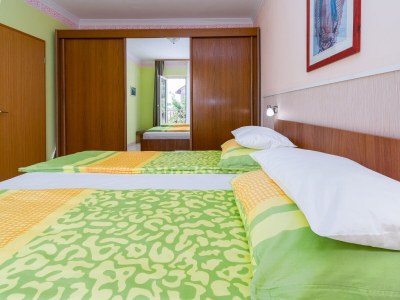 Apartment One bedroom apartment with terrace and sea view Rab A-14120-a - Outdoor photo 27