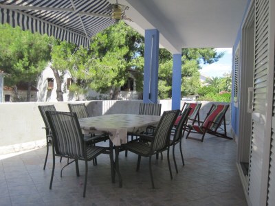 Apartment Three bedroom apartment near beach Maslinica, Šolta A-14748-a - Outdoor photo 13
