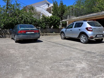Apartment Two bedroom apartment with terrace Lopar, Rab A-14804-d - Outdoor photo 11