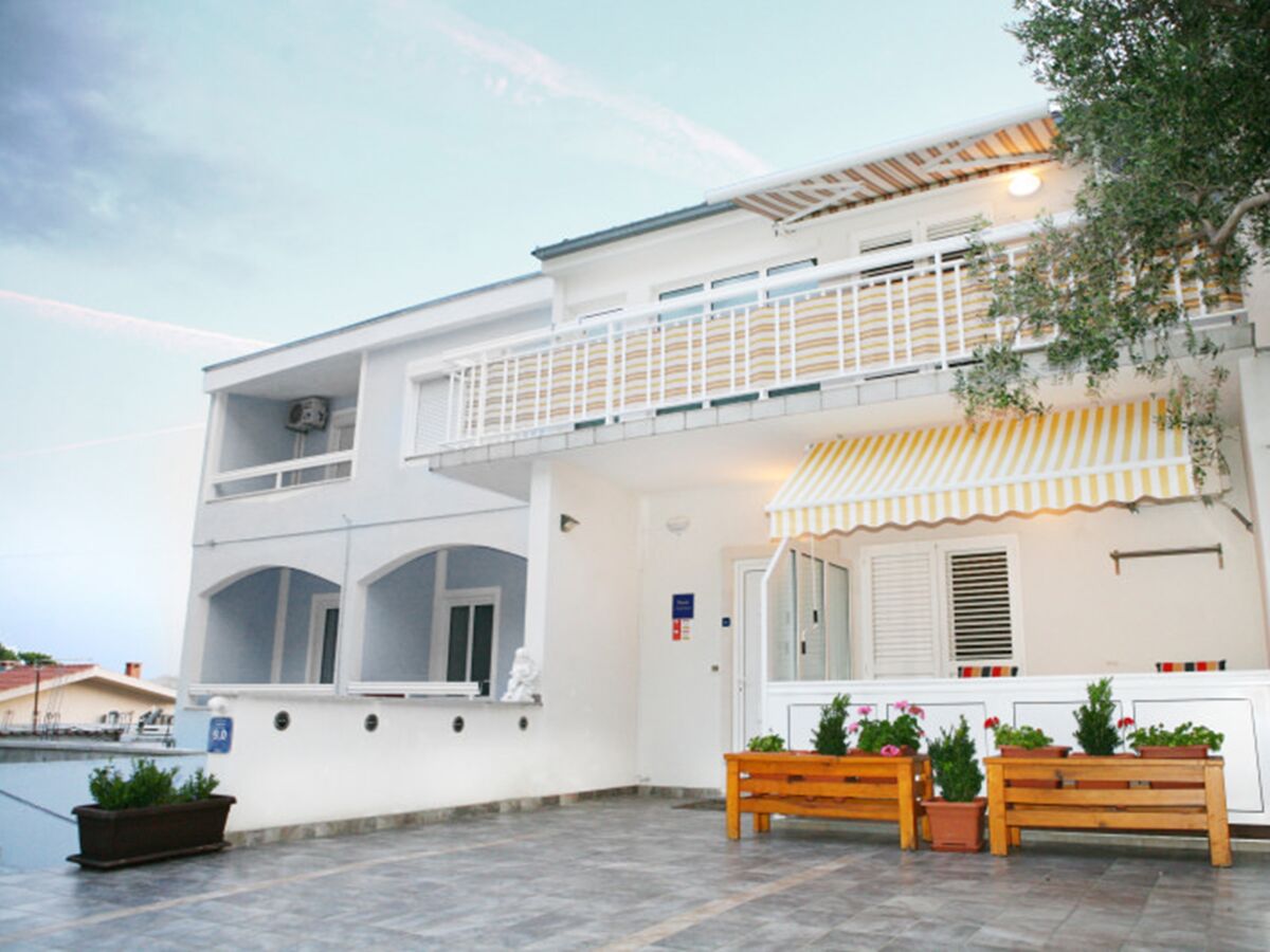Apartment Studio flat with balcony Baška Voda, Makarska AS-16517-b