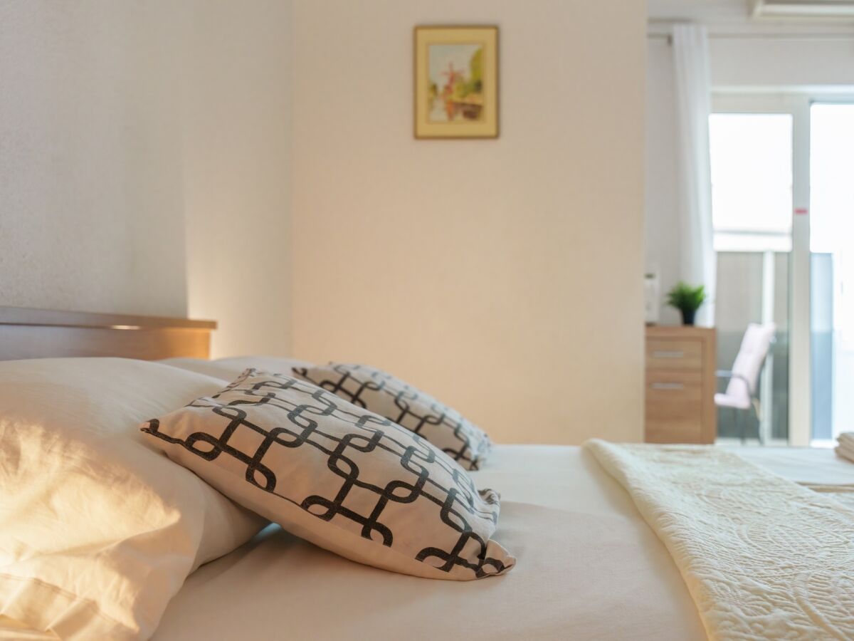 Apartment Studio flat with balcony Baška Voda, Makarska AS-16517-c