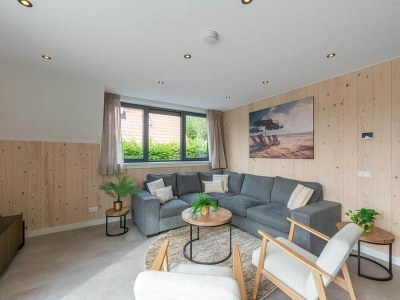 Holiday house Attraktiv eingerichtete, freistehende Villa für 8 Personen mit einem schönen großen Garten! - Features photo 12