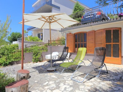 Apartment Three bedroom apartment near beach Okrug Donji, Čiovo A-16657-b - Outdoor photo 8