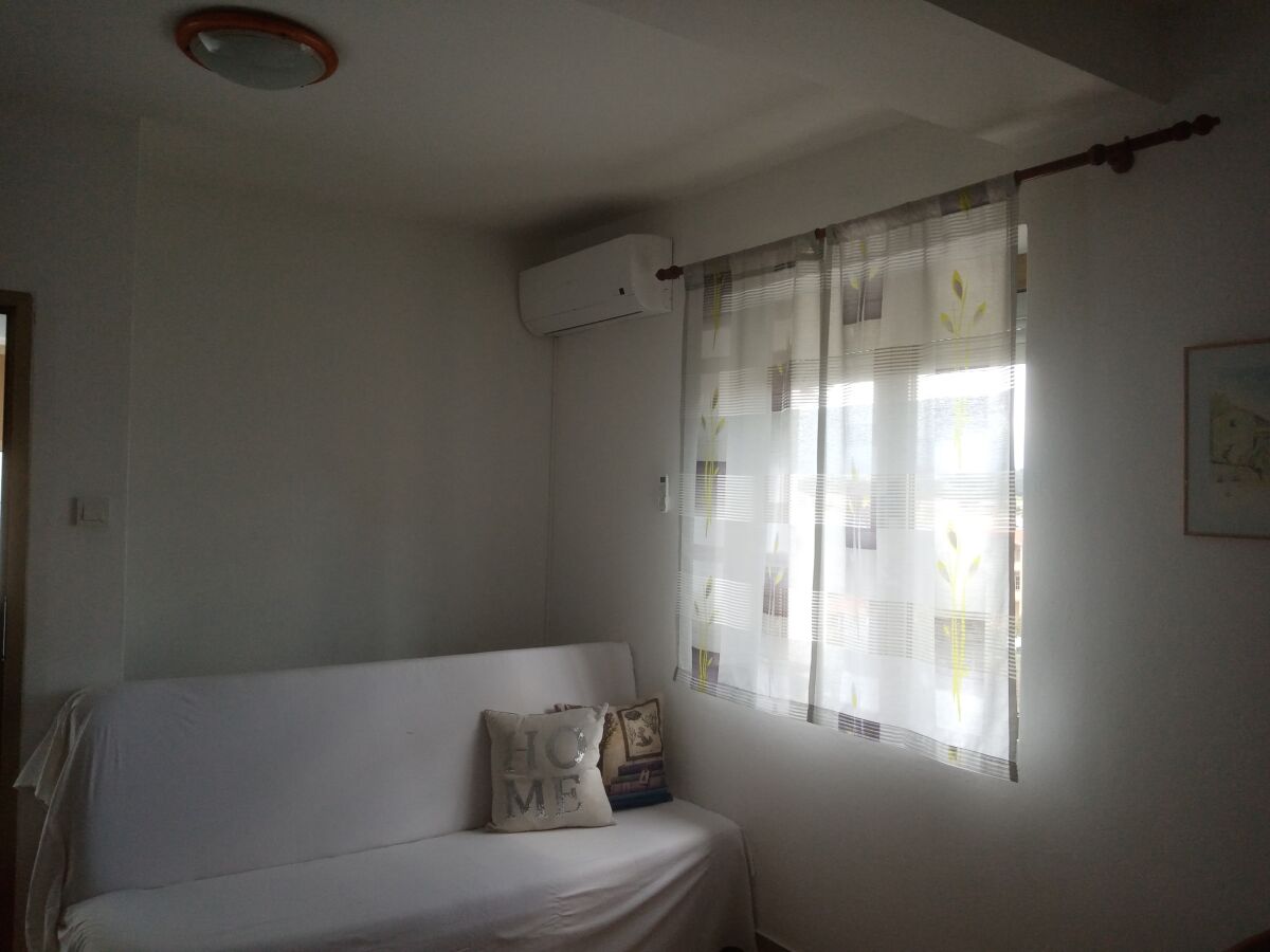 Apartment Two bedroom apartment with terrace and sea view Lopar, Rab A-17103-a - Outdoor photo 4