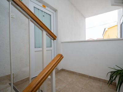 Apartment One bedroom apartment with terrace and sea view Tkon, Pašman A-17360-c - Outdoor photo 7
