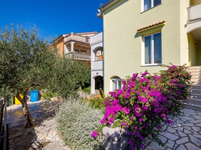 Apartment Two bedroom apartment with terrace Kraljevica A-17589-a - Outdoor photo 5