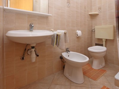 Apartment Two bedroom apartment near beach Supetarska Draga - Gonar, Rab A-18650-c - Outdoor photo 26