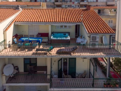 Apartment Studio flat with balcony Makarska AS-18898-a in Makarska - Apartment
