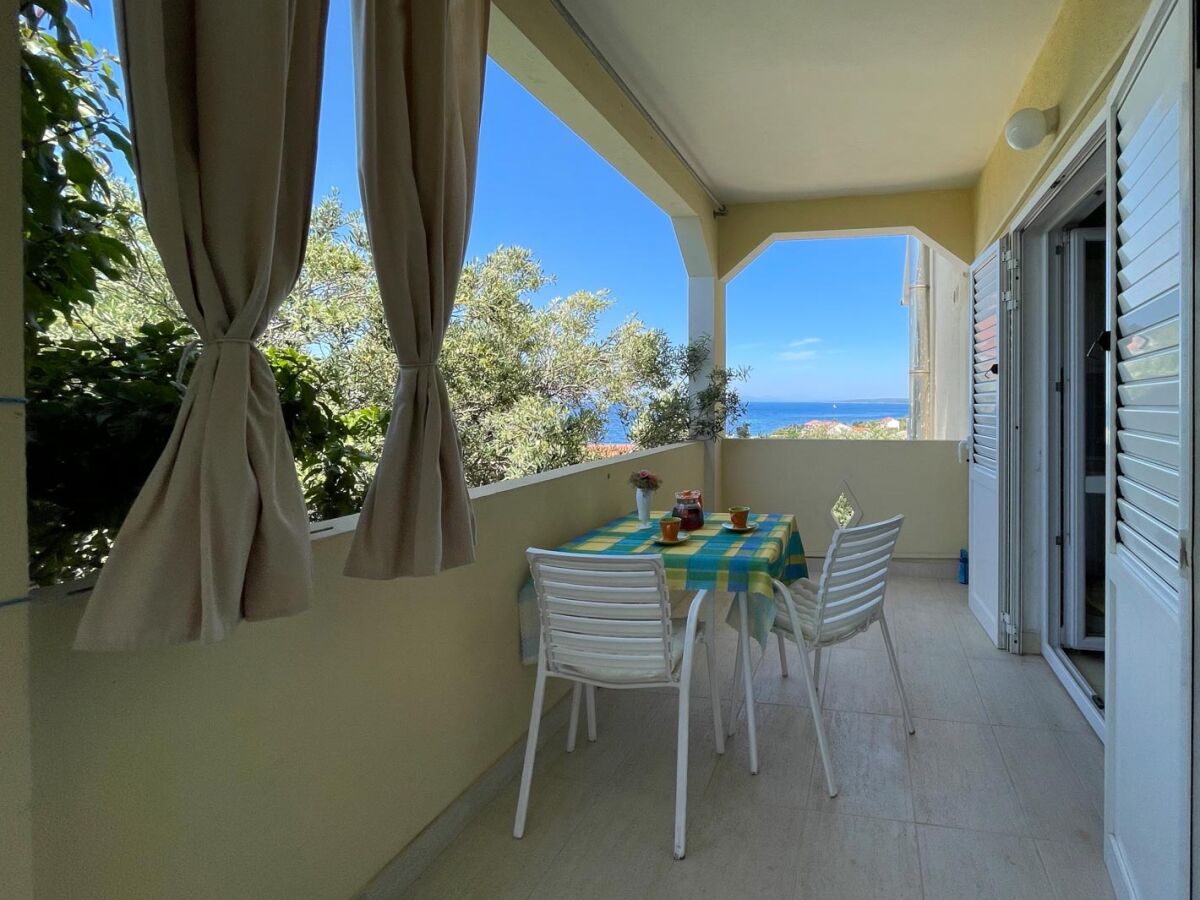 Apartment One bedroom apartment with terrace and sea view Lun, Pag A-19358-a