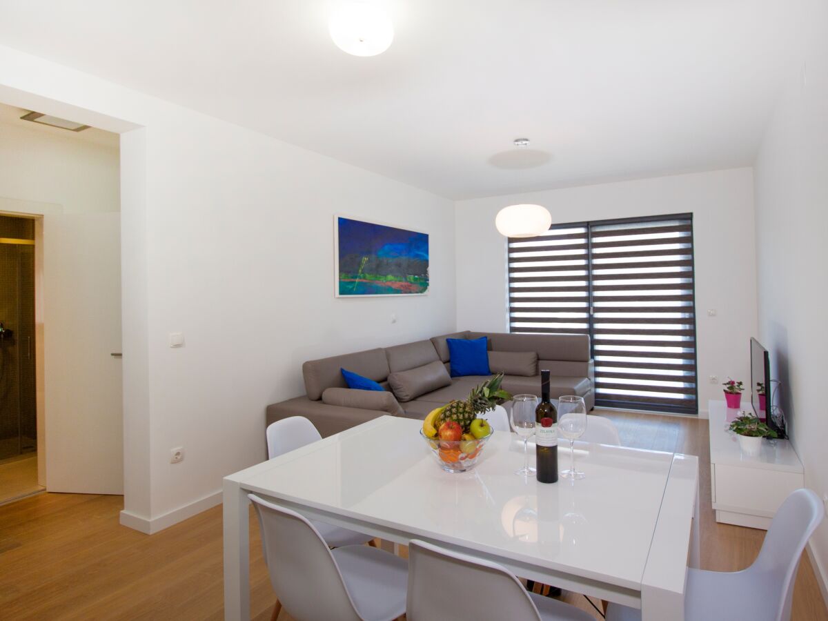 Apartment Two bedroom apartment with balcony Makarska A-19145-c - Outdoor photo 4