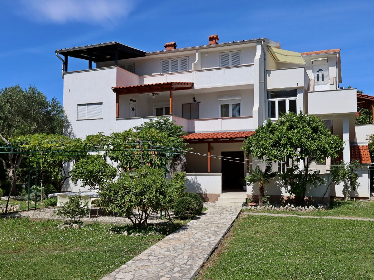 Apartment Two bedroom apartment with terrace and sea view Rab A-20222-c - Outdoor photo 2