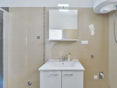 Apartment Two bedroom apartment near beach Nin, Zadar A-13172-b - Outdoor photo 18