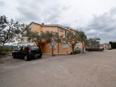 Holiday room with air-conditioning Posedarje, Novigrad S-21123-a - Outdoor photo 11