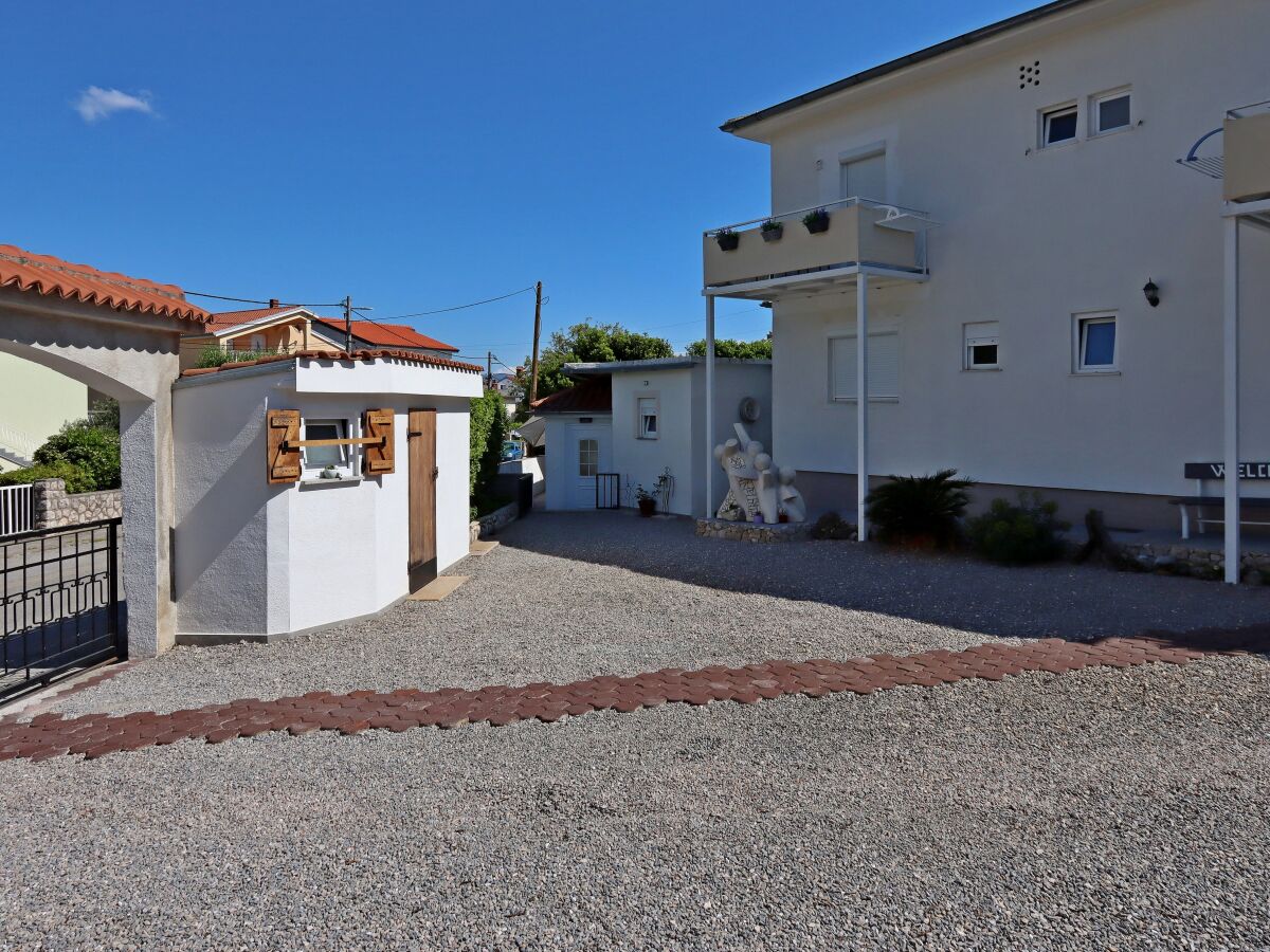 Holiday room with balcony Novi Vinodolski S-21509-a - Outdoor photo 4